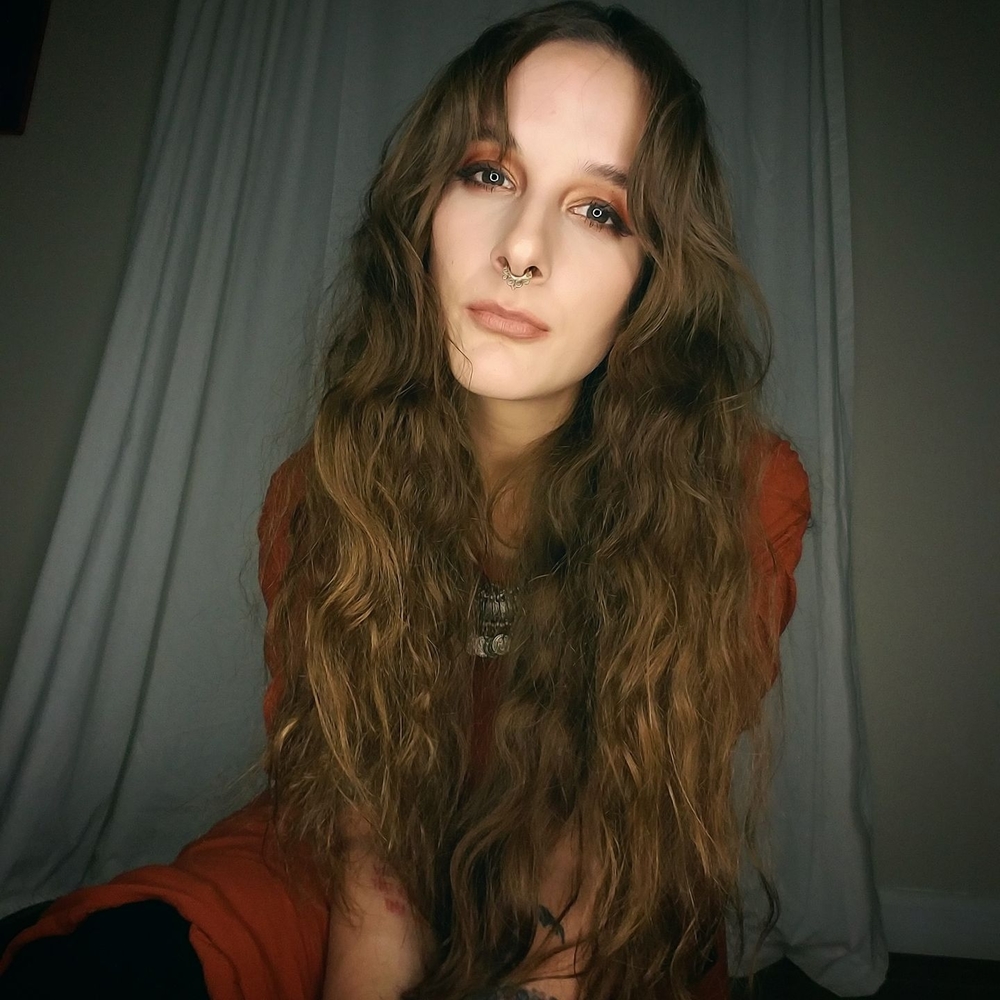 Meet your Posher, Ali